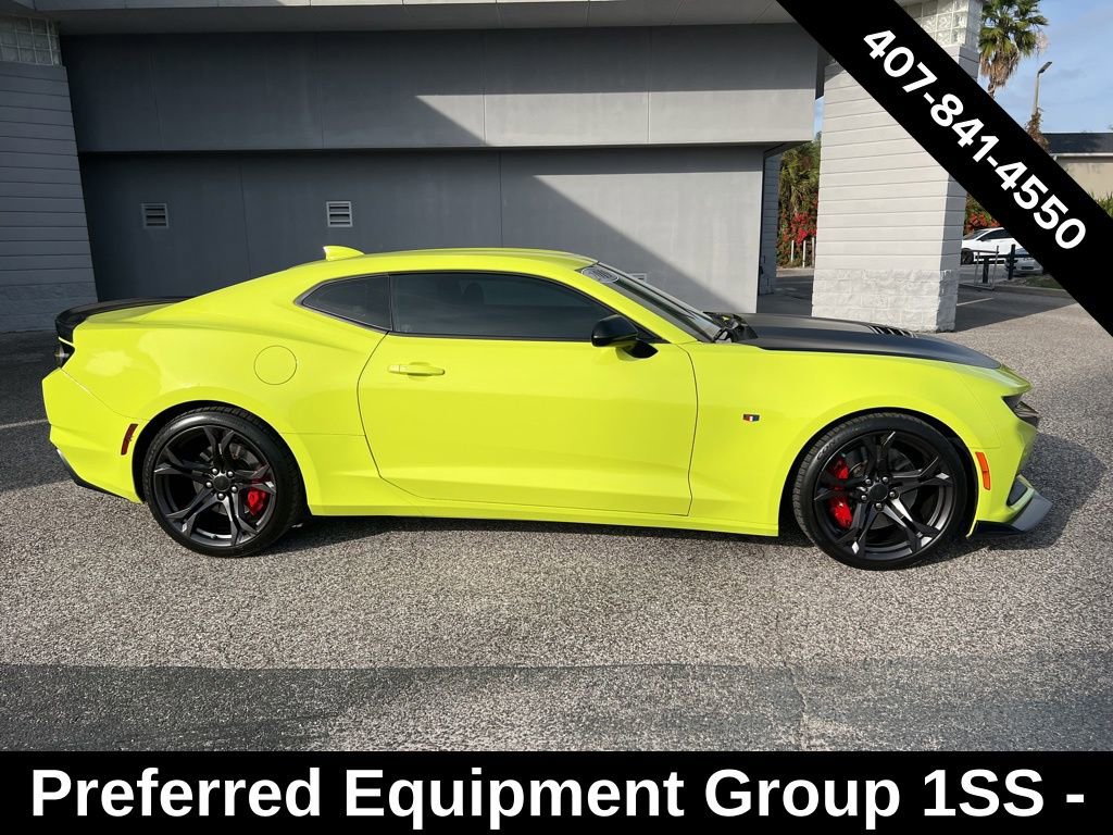 Used 2019 Chevrolet Camaro SS image 2