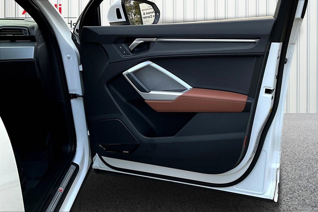 Used 2024 Audi Q3 2.0T Premium Plus image 28