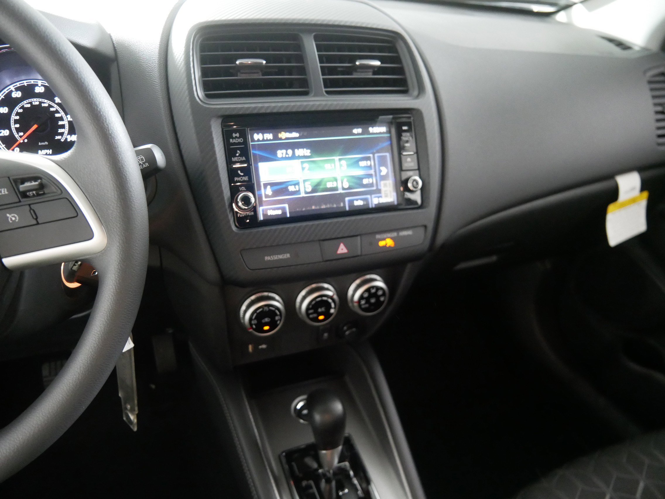 New 2025 Mitsubishi Outlander Sport ES image 5