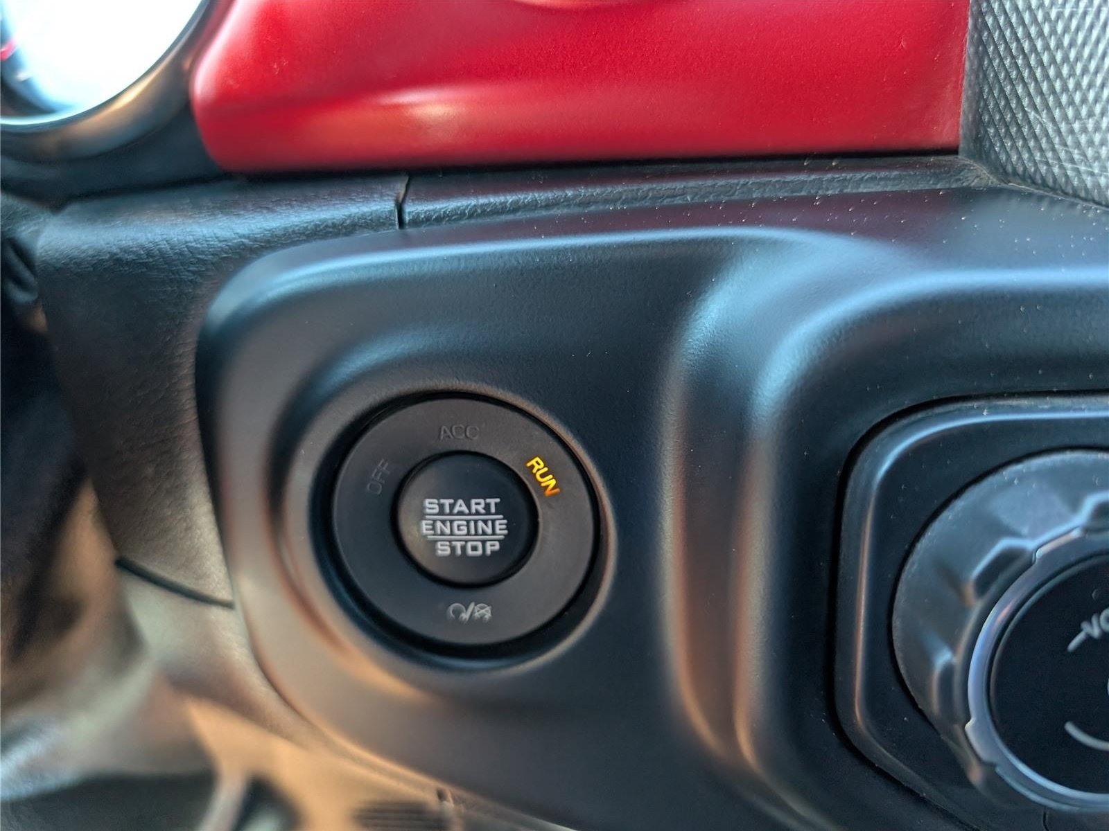 Used 2021 Jeep Wrangler Unlimited Rubicon AWD/4WD image 25
