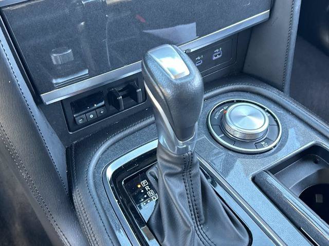 Used 2024 Nissan Armada SV AWD/4WD image 11