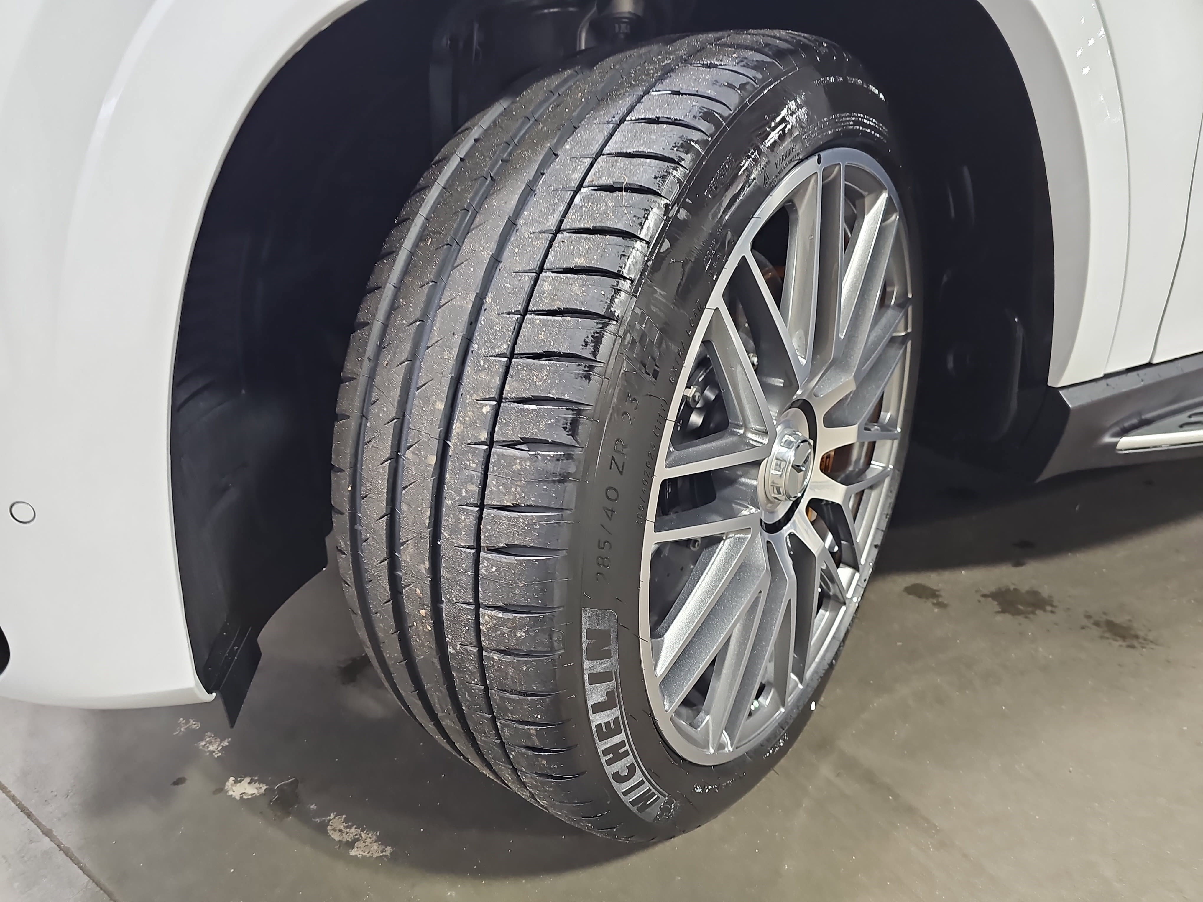 New 2026 Mercedes-Benz GLS 63 AMG 4MATIC image 35