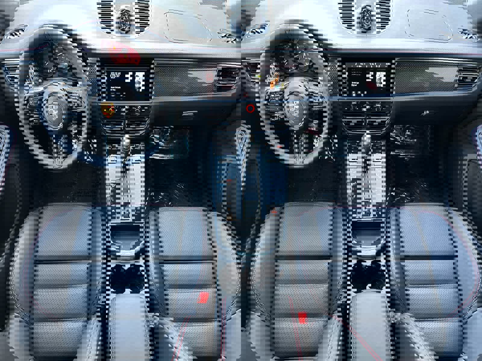 New 2026 Porsche Macan GTS image 6