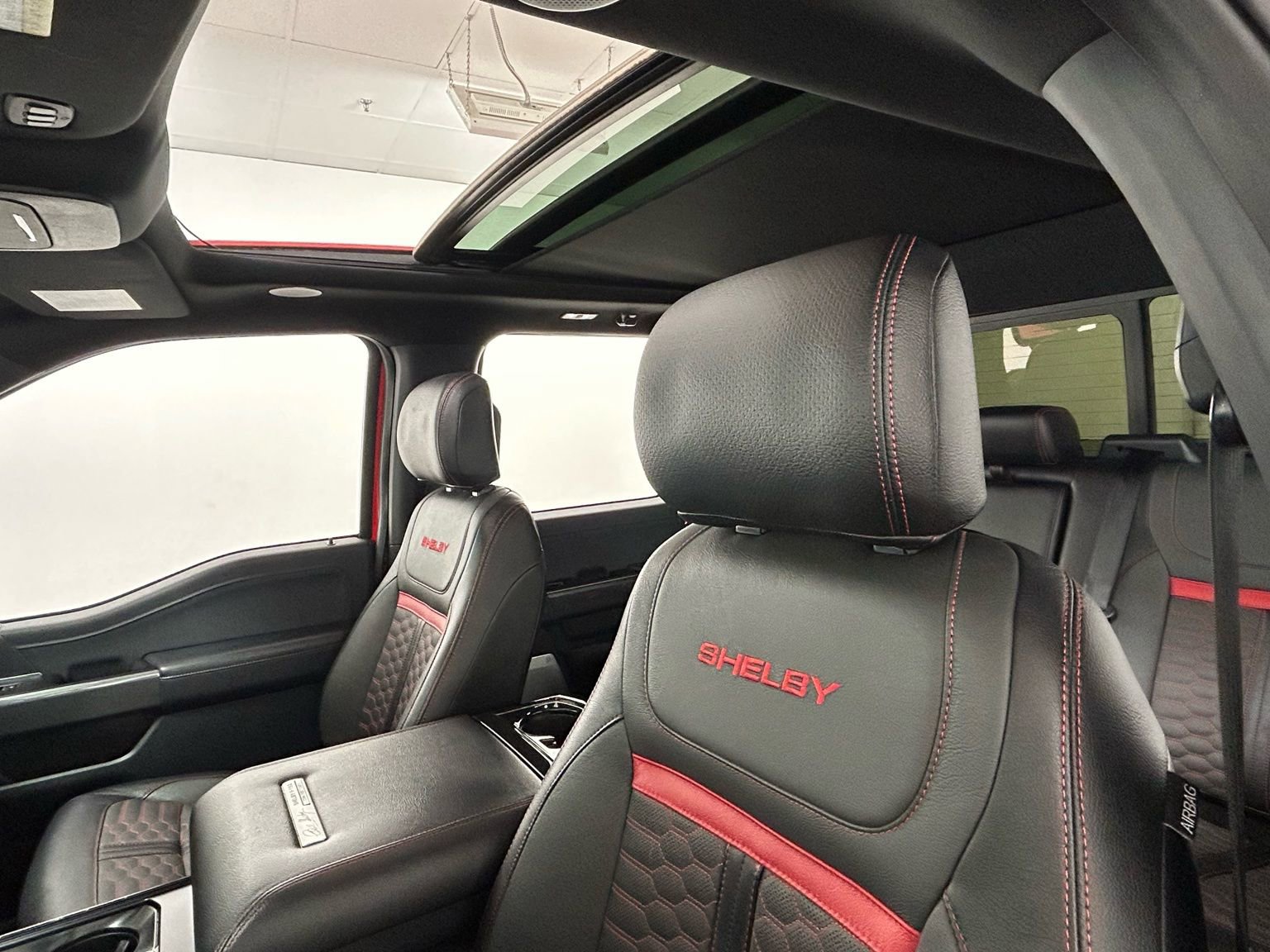 Used 2022 Ford F150 Lariat w/ Equipment Group 502A High image 32