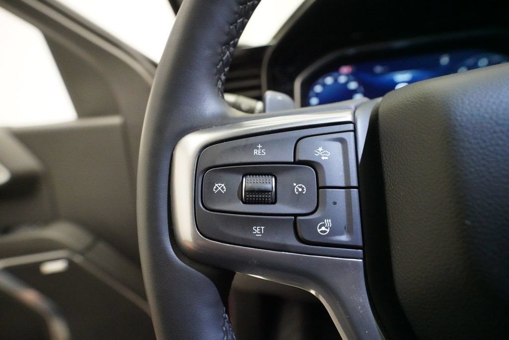 Used 2024 Chevrolet Silverado 1500 LT Trail Boss w/ Convenience Package II AWD/4WD image 17