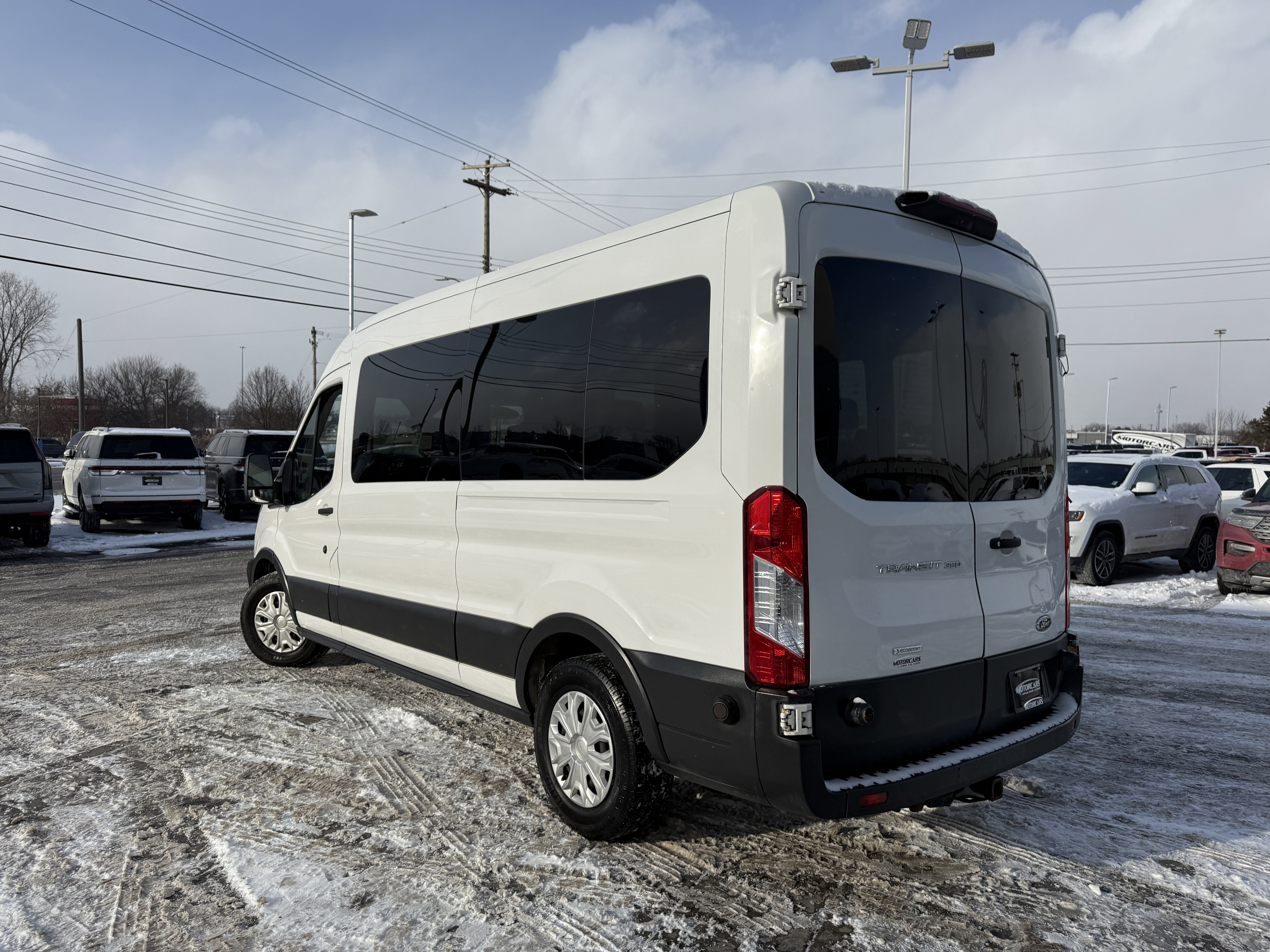Used 2018 Ford Transit 350 XL image 4