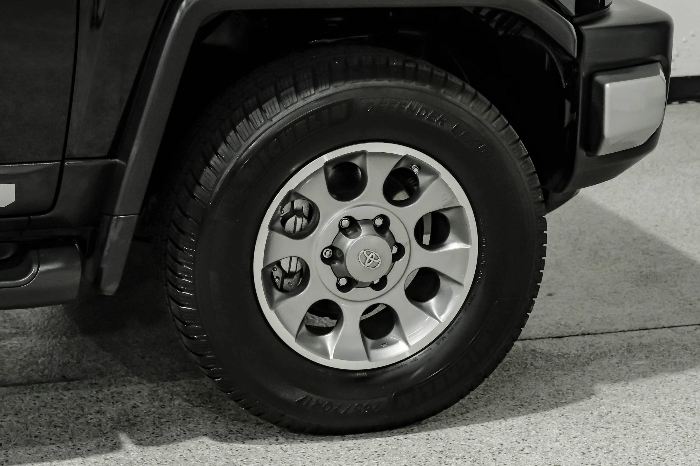 Used 2013 Toyota FJ Cruiser 4WD w/ Upgrade Pkg image 55
