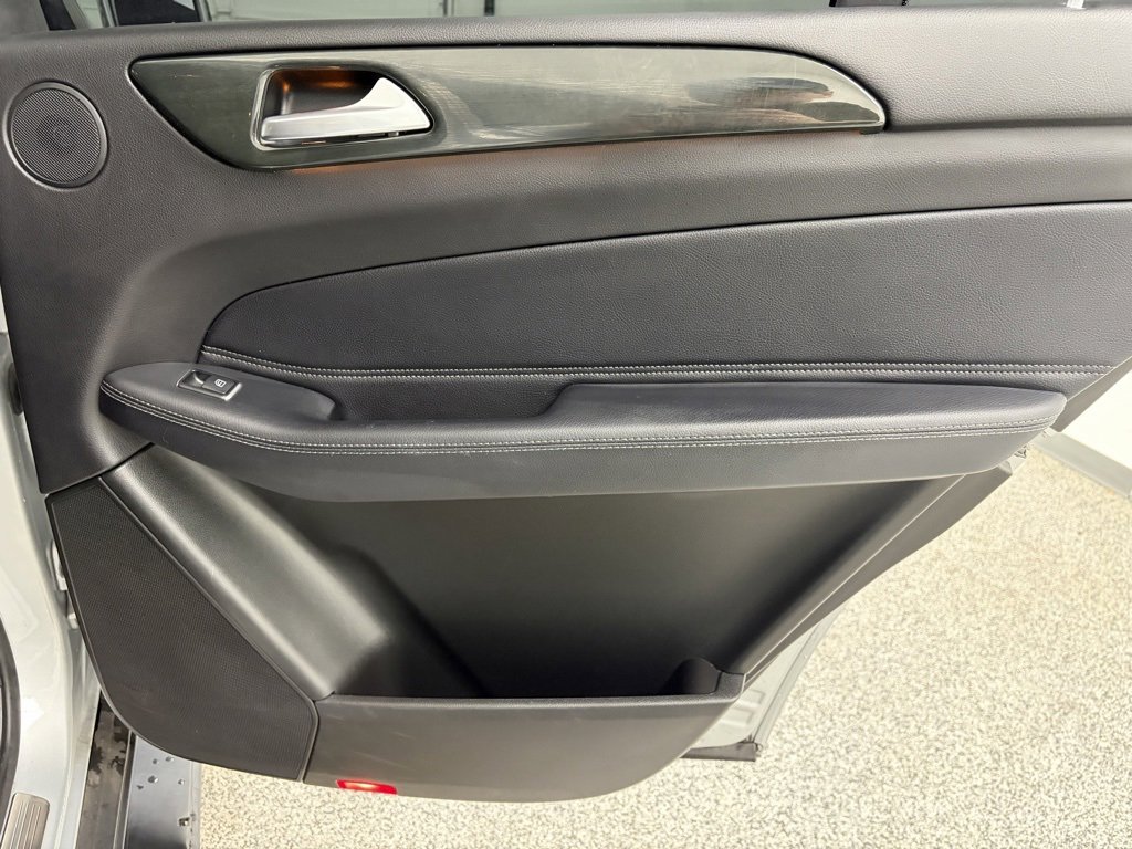 Used 2019 Mercedes-Benz GLS 450 4MATIC w/ Premium 1 Package image 36