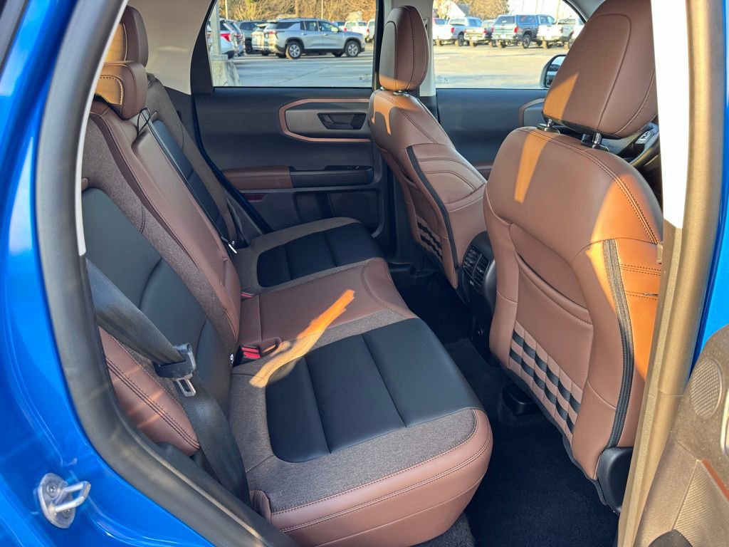 Used 2025 Ford Bronco Sport Outer Banks w/ Outer Banks Tech Package+ AWD/4WD image 29