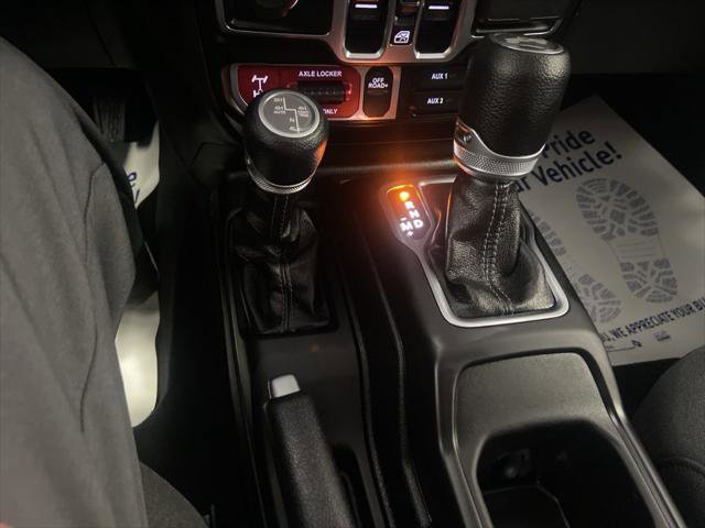 Certified 2025 Jeep Wrangler Willys 4xe image 34