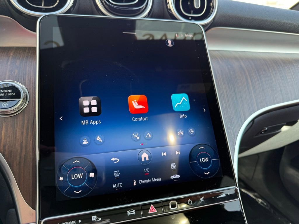 Used 2026 Mercedes-Benz GLC 300 image 21