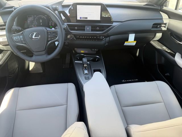 New 2026 Lexus UX 300h FWD image 25