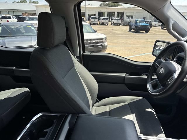 Used 2025 Ford F150 XLT w/ Equipment Group 301A Standard AWD/4WD image 17
