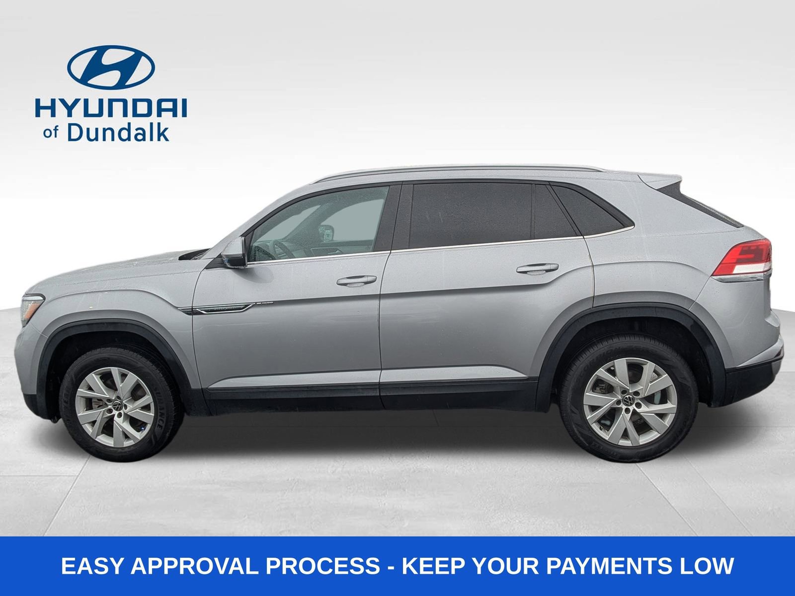 Used 2021 Volkswagen Atlas Cross Sport S FWD image 2