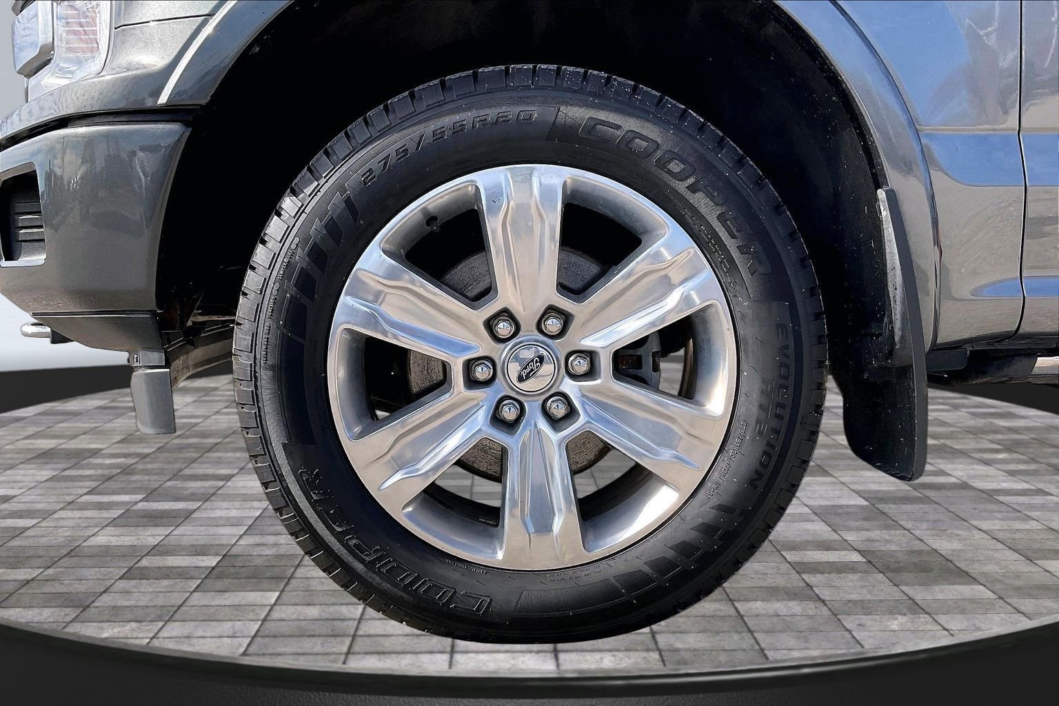 Used 2020 Ford F150 Platinum image 8