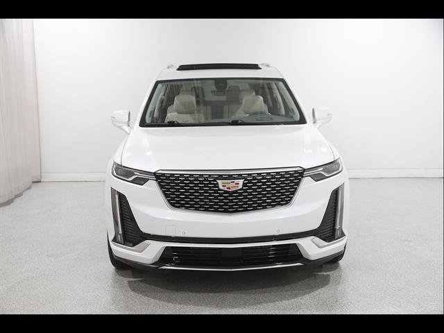 Used 2024 Cadillac XT6 Premium Luxury w/ Technology Package AWD/4WD image 2