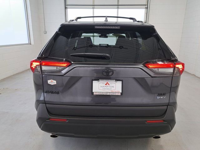 Used 2025 Toyota RAV4 XLE image 7