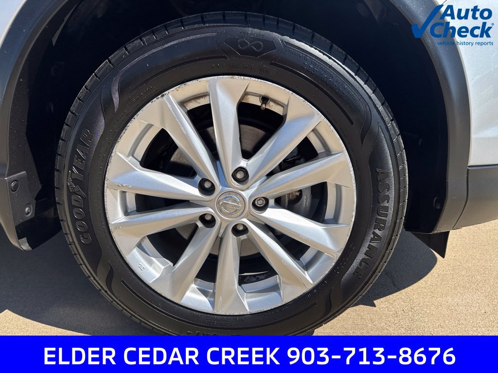 Used 2018 Nissan Rogue Sport SV FWD image 7
