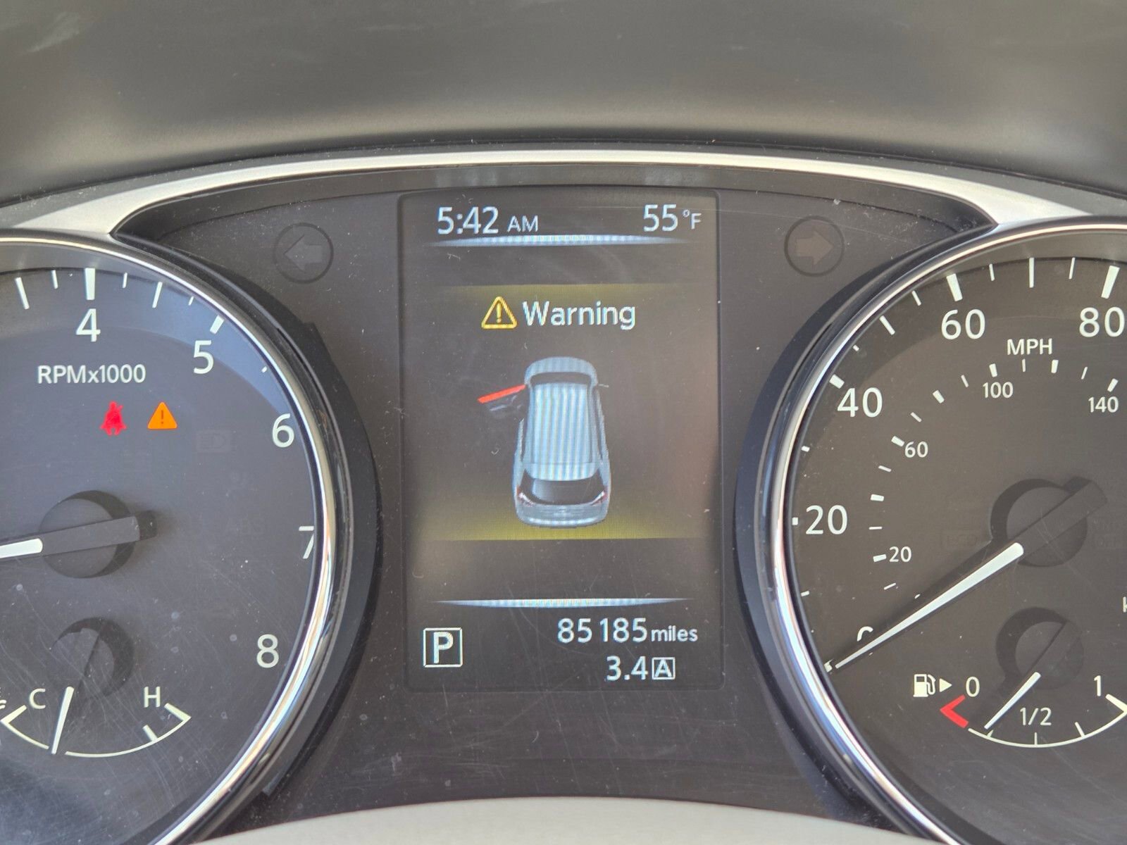 Used 2015 Nissan Rogue SV w/ SV Moonroof Package image 13