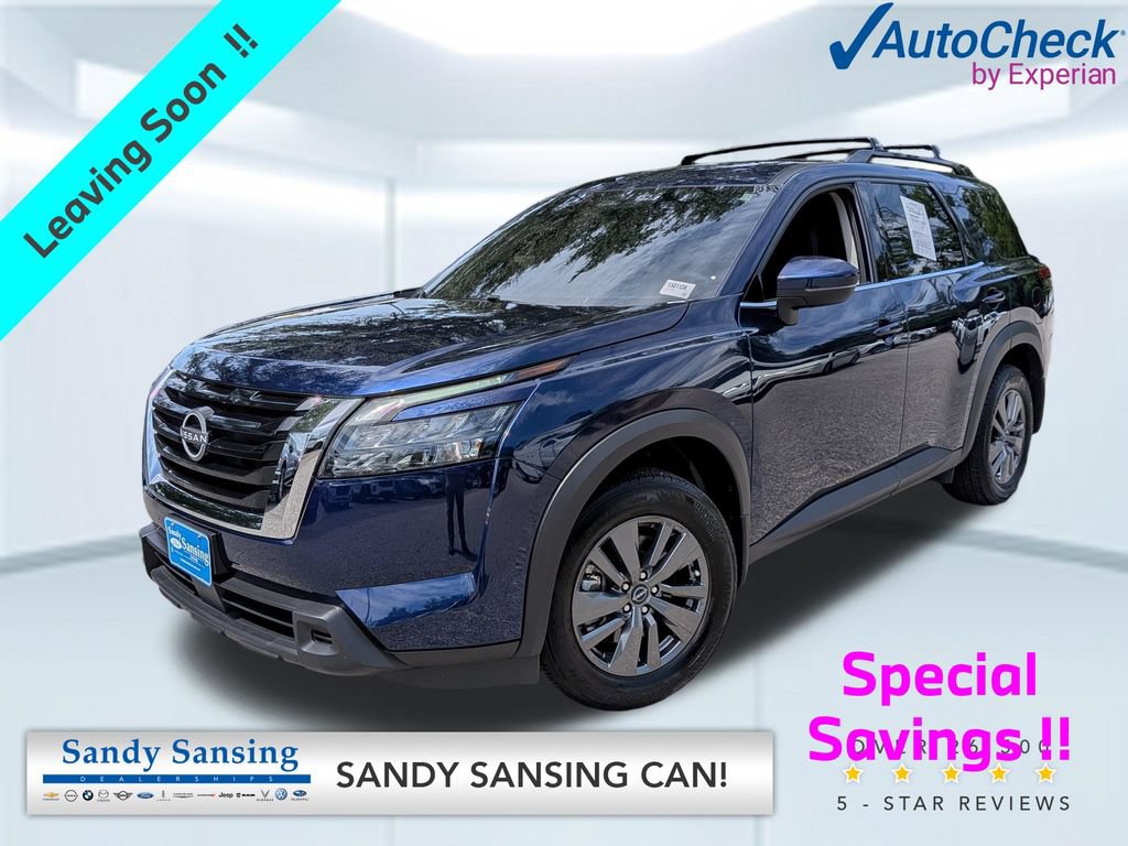 Used 2025 Nissan Pathfinder SV FWD image 1