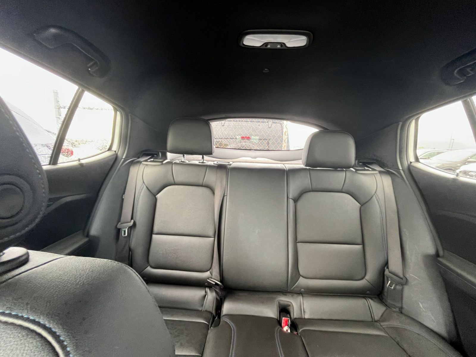 Used 2025 Buick Envista Sport Touring image 39