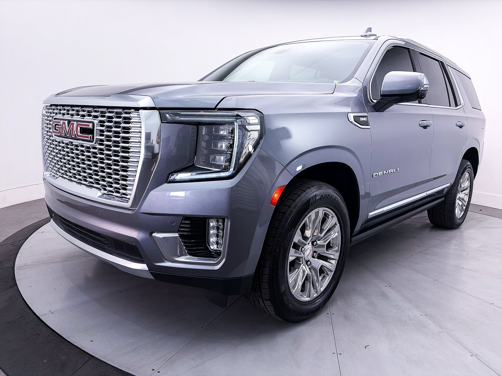 Used 2022 GMC Yukon Denali w/ Max Trailering Package AWD/4WD image 15