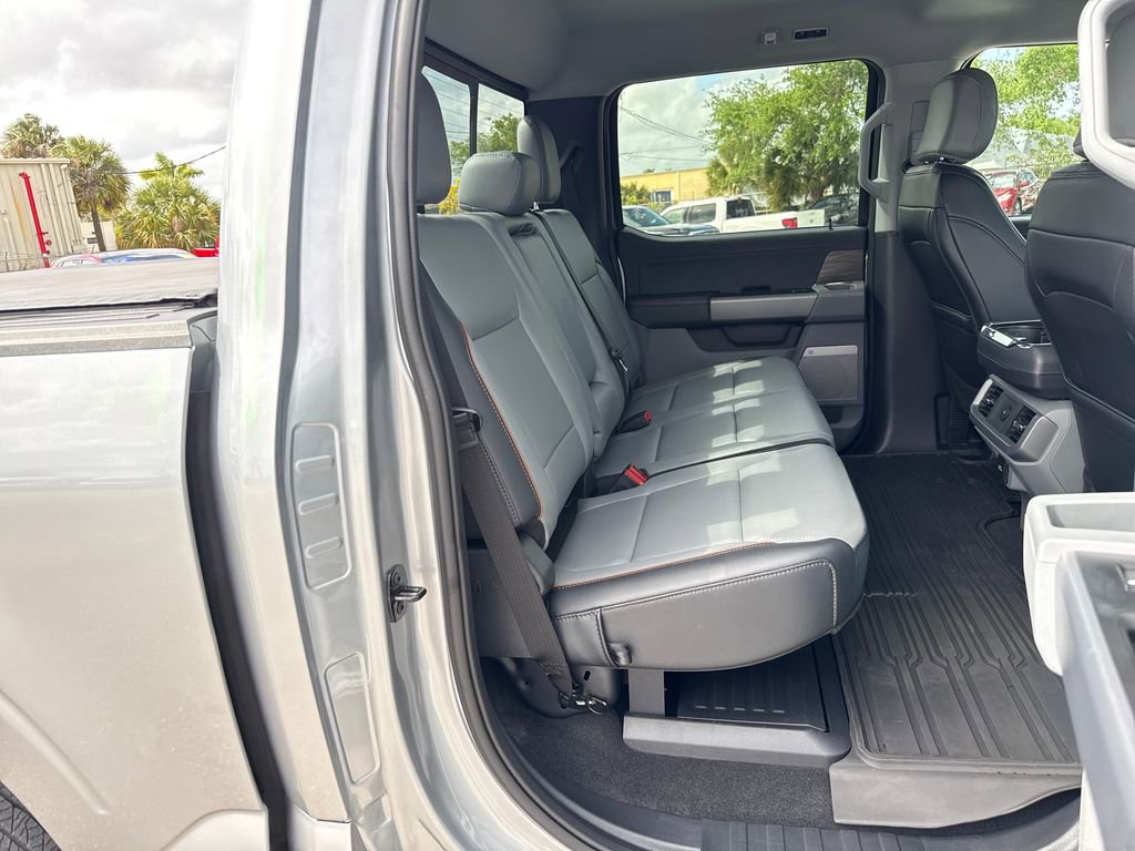 Used 2025 Ford F150 Lariat w/ Equipment Group 501A Mid image 28