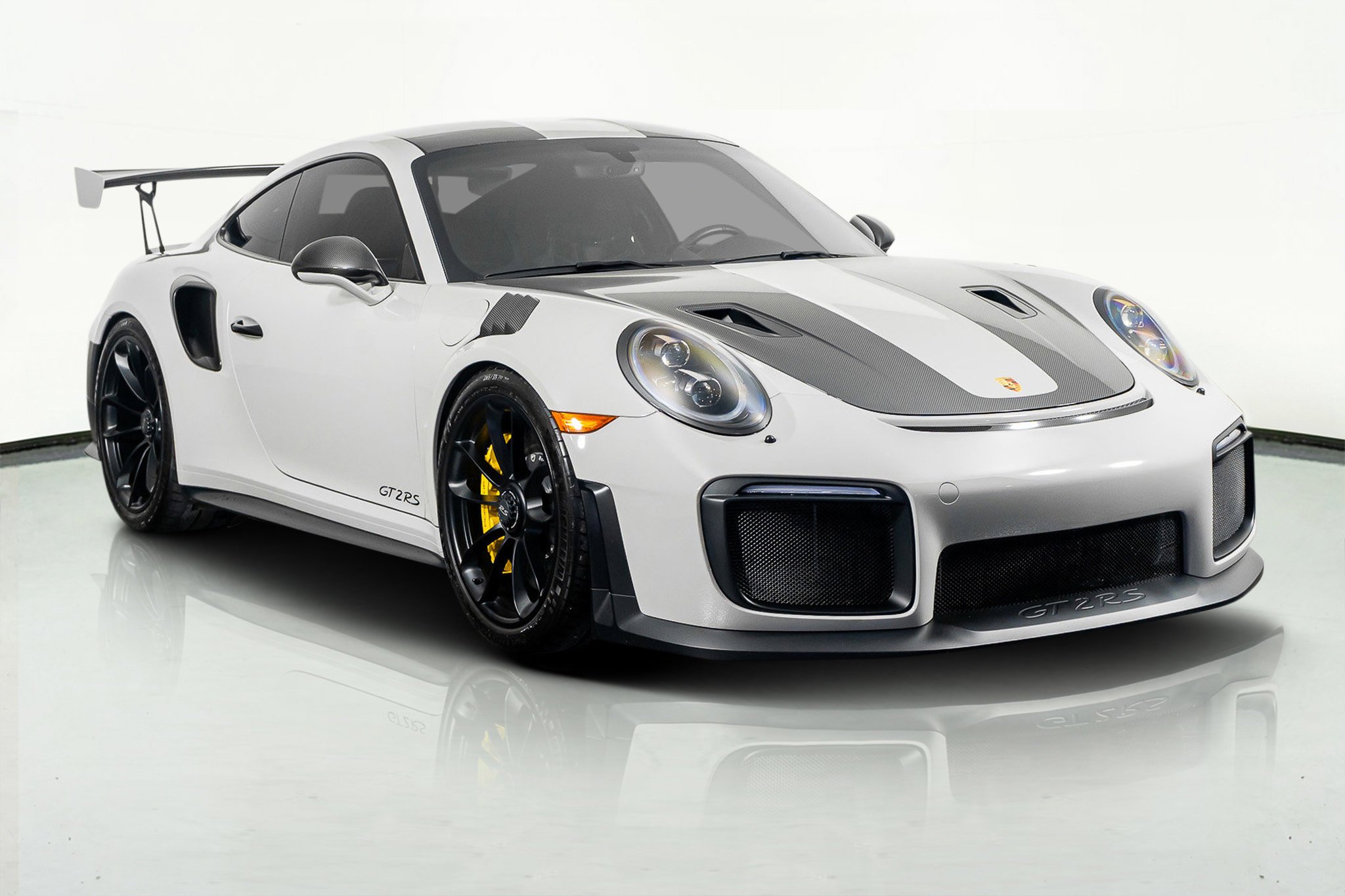 Used 2018 Porsche 911 GT2 RS w/ Weissach Package image 4