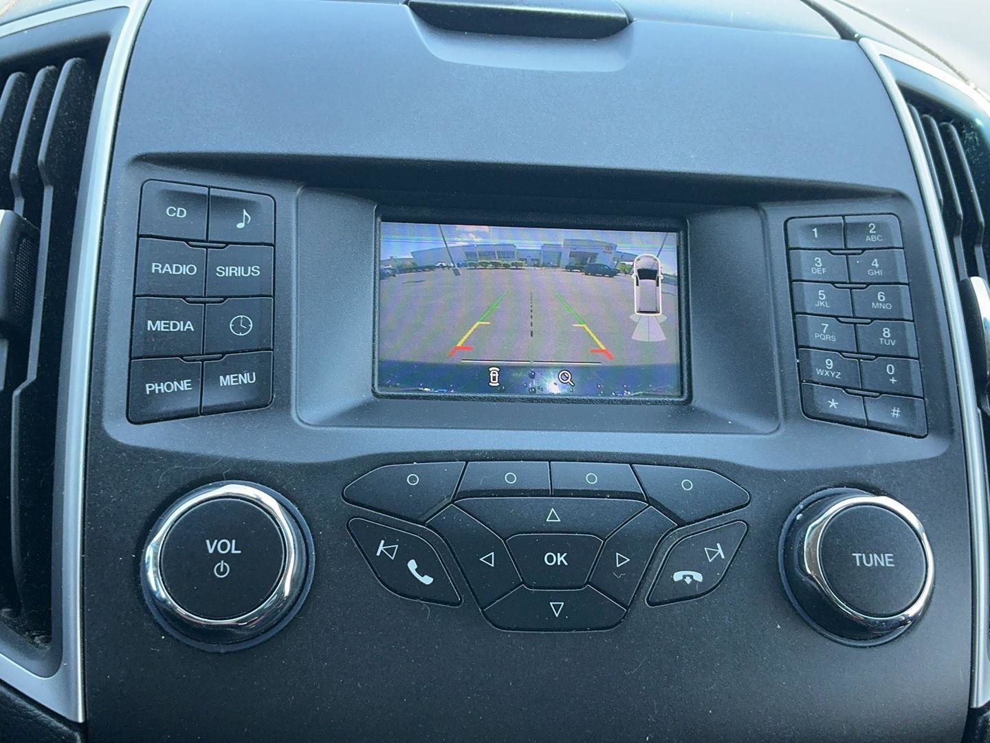 Used 2017 Ford Edge SEL FWD image 18