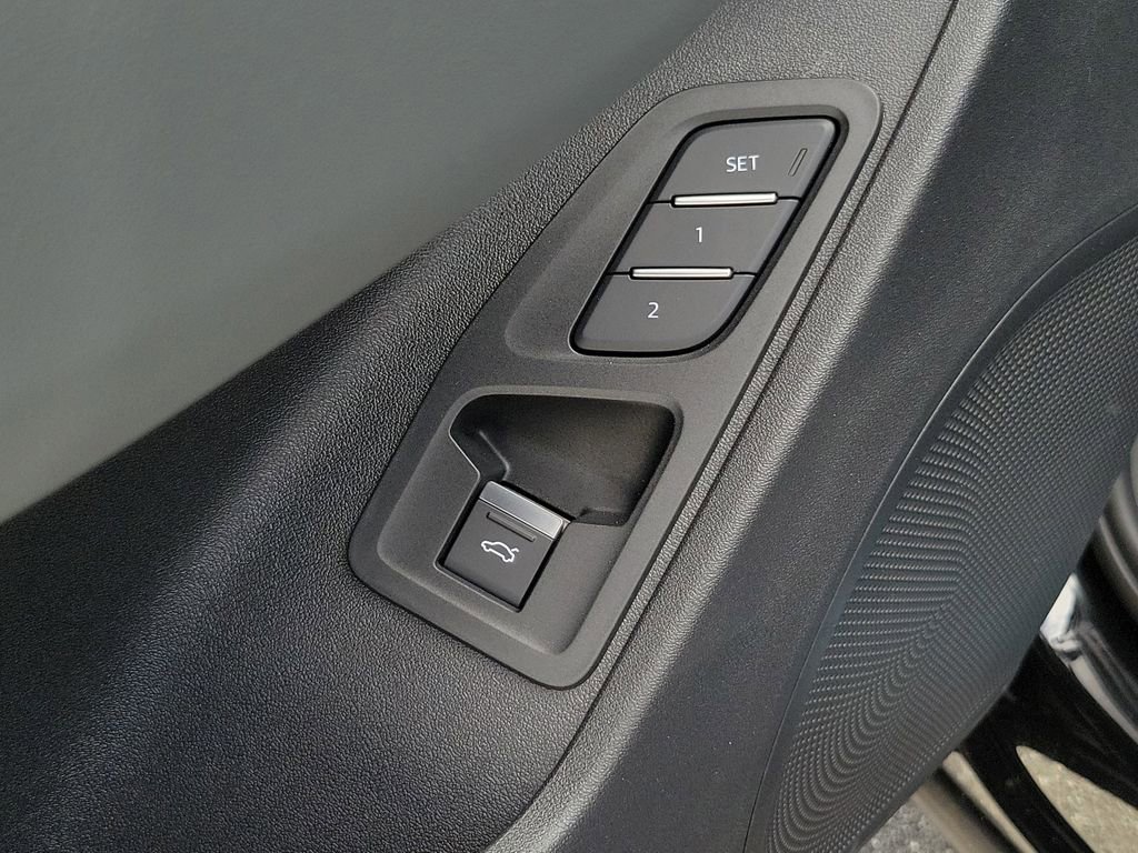 New 2026 Audi Q3 quattro 2.0T AWD/4WD image 20