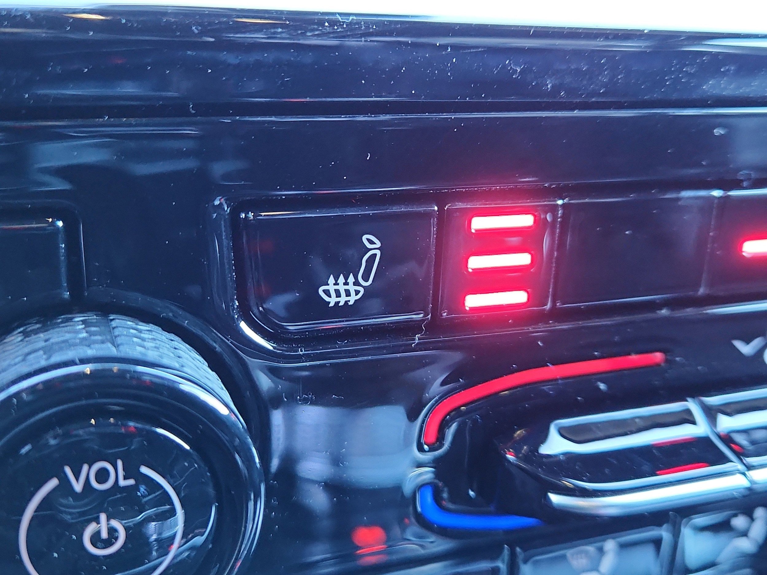 New 2025 Jeep Grand Cherokee Altitude AWD/4WD image 20