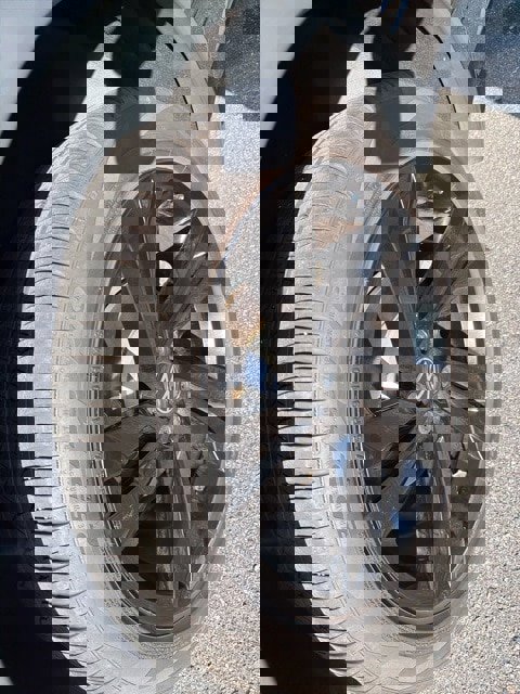 Certified 2023 Volkswagen Tiguan SE R-Line image 8