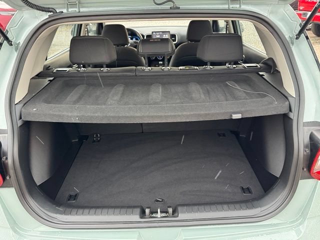 Used 2026 Hyundai Venue SEL FWD image 7