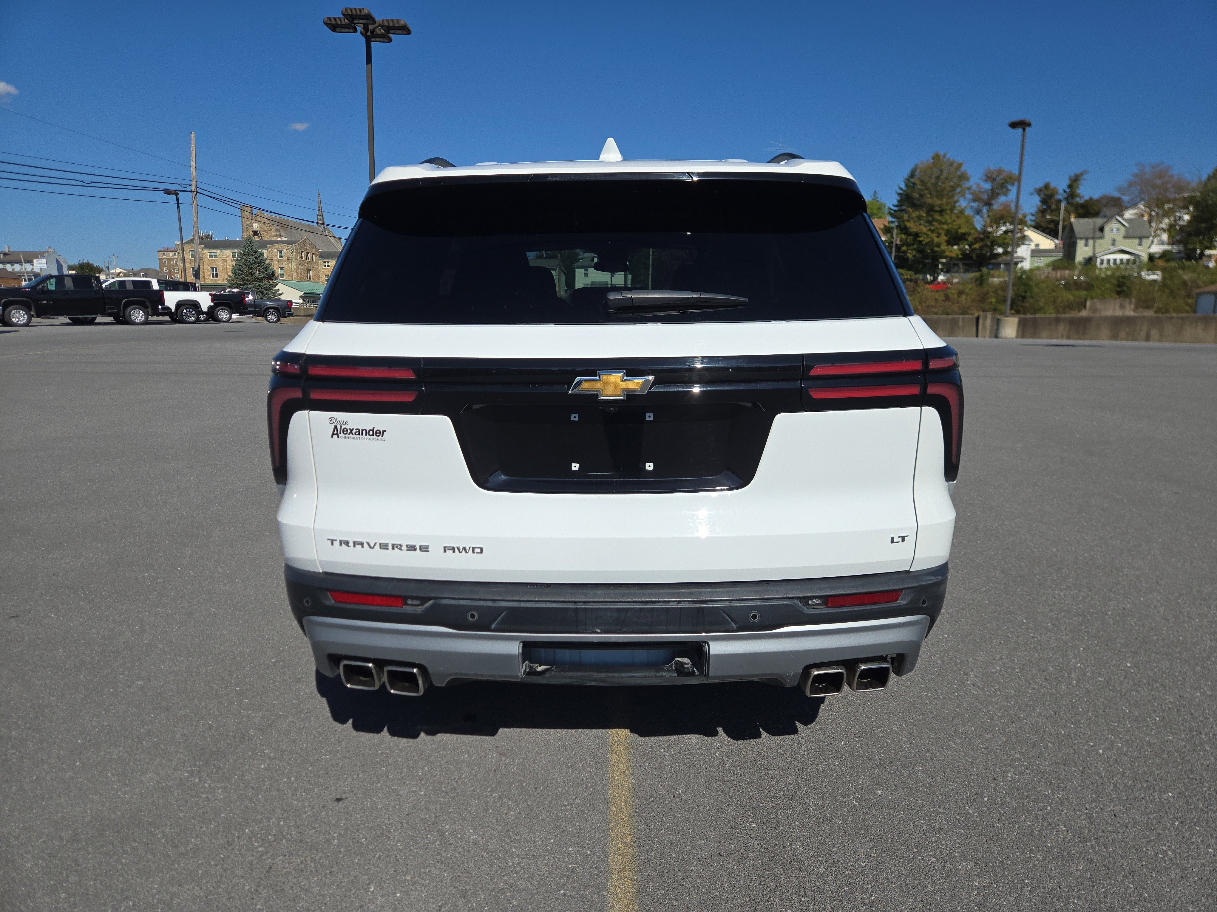 Used 2024 Chevrolet Traverse LT video 4