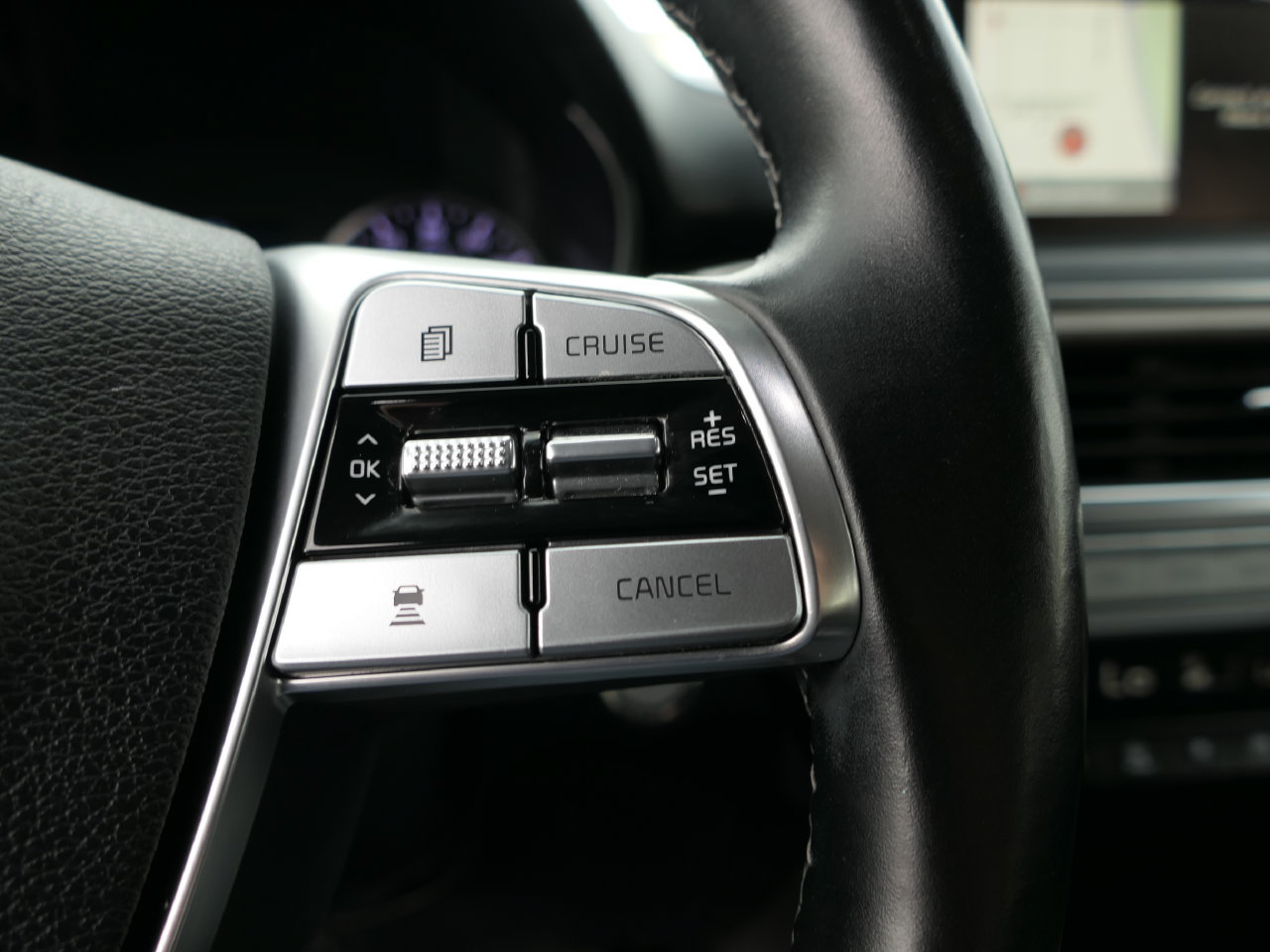 Used 2021 Kia Telluride EX w/ EX Premium Package AWD/4WD image 14