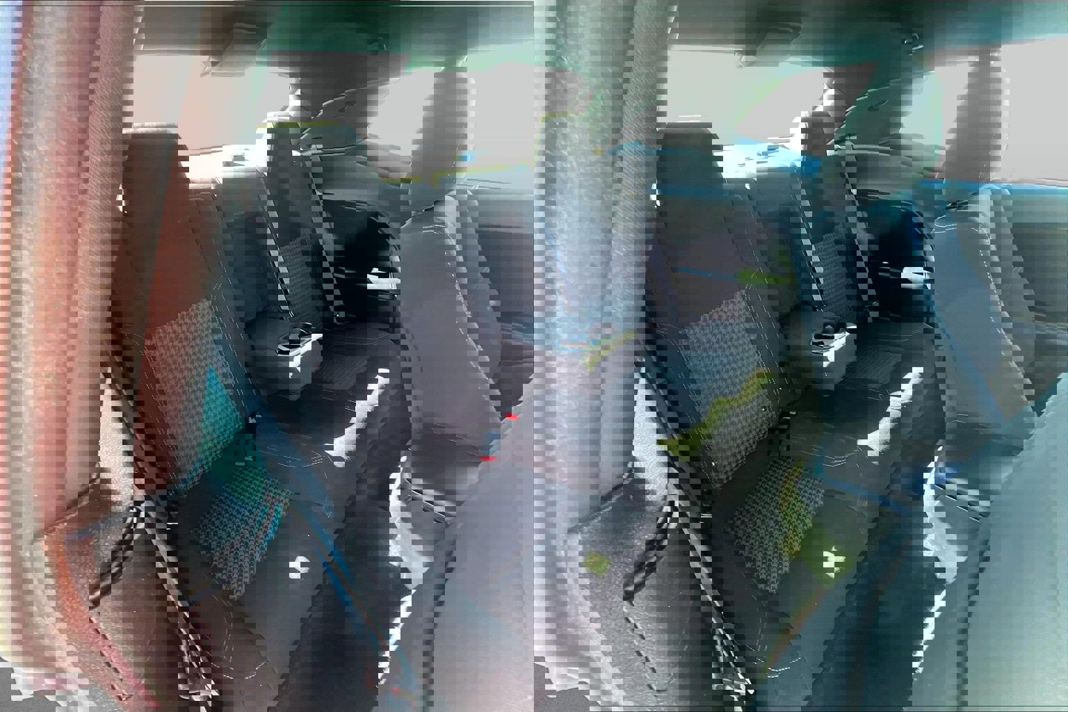 Used 2021 Dodge Challenger SXT image 26