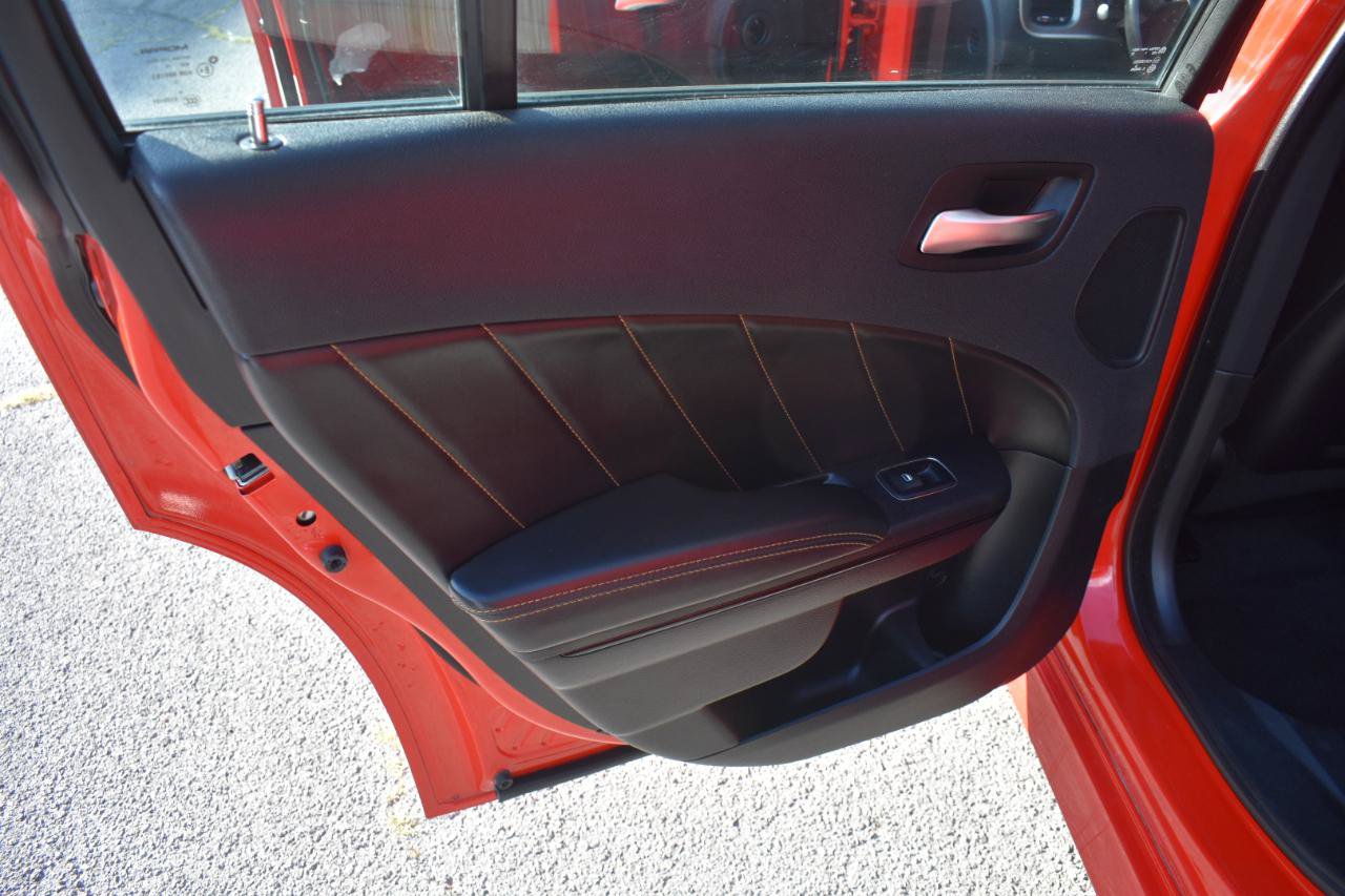 Used 2017 Dodge Charger R/T RWD image 21
