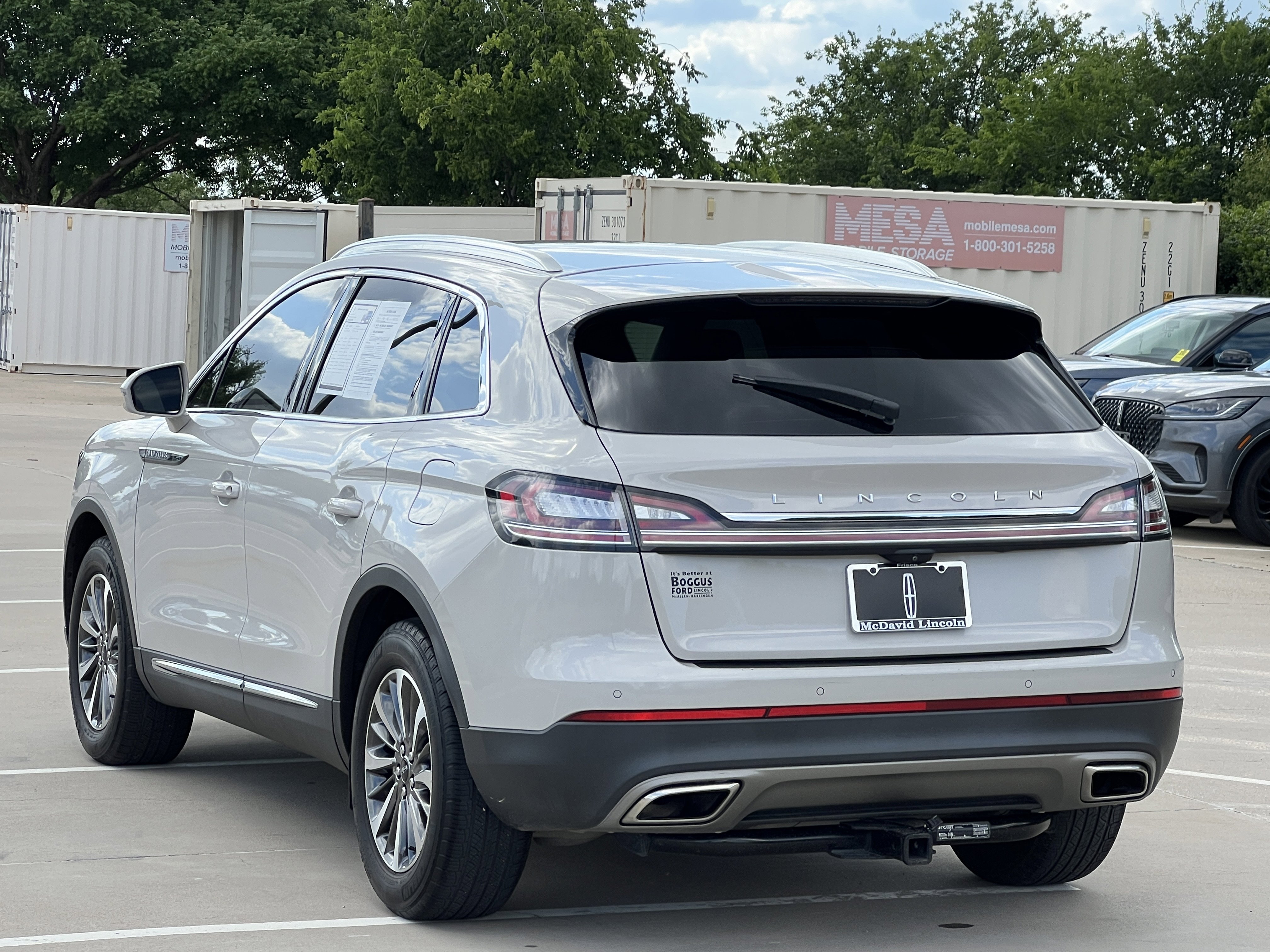Certified 2022 Lincoln Nautilus FWD w/ Premium Package image 7
