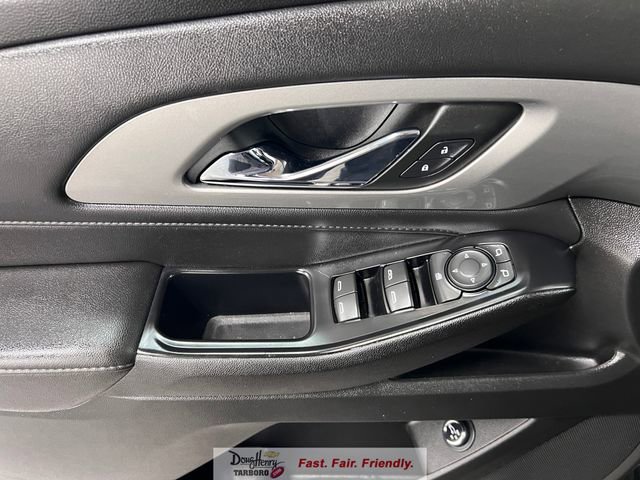 Used 2023 Chevrolet Traverse LT image 26