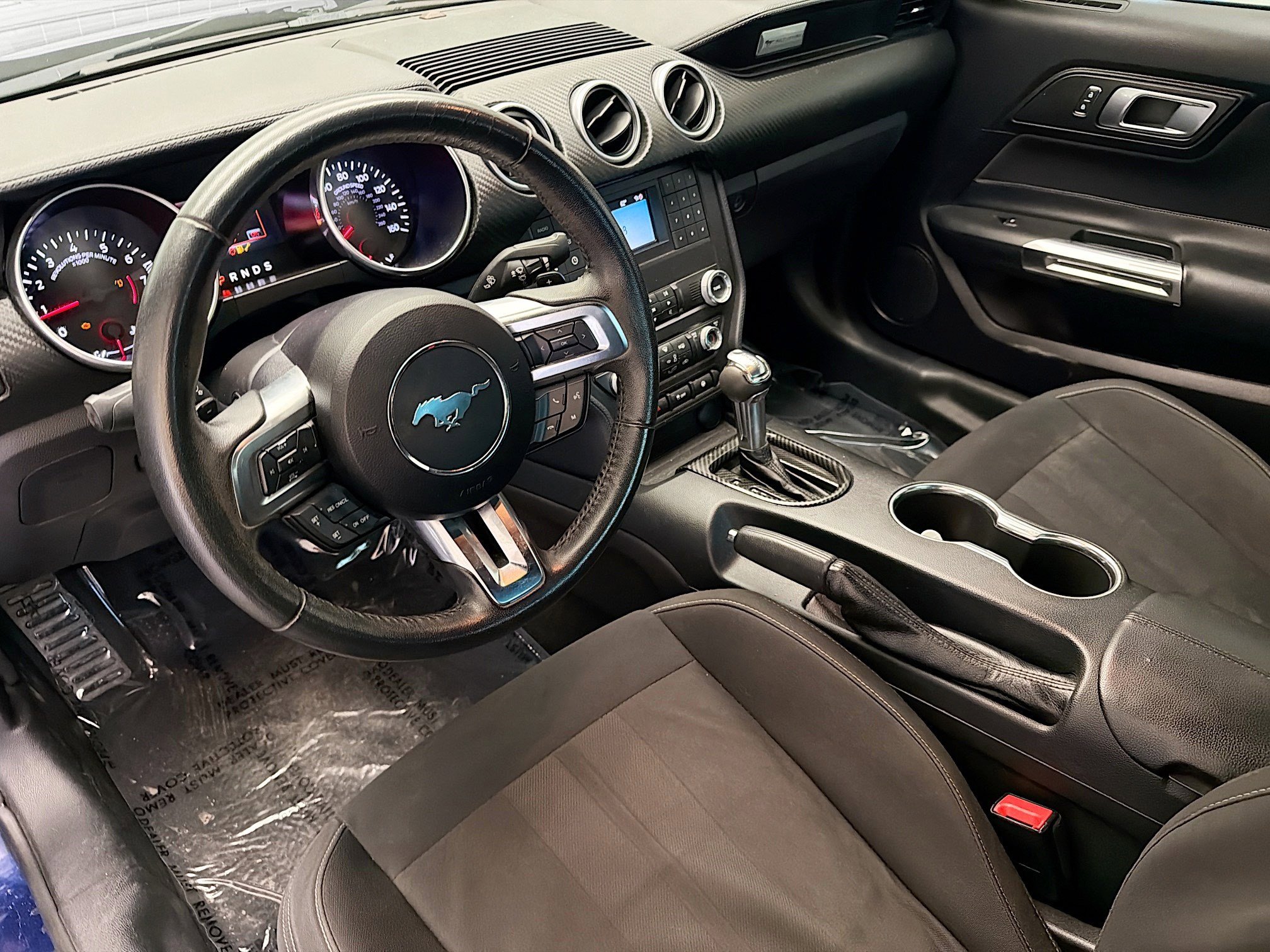 Used 2019 Ford Mustang Coupe RWD image 7