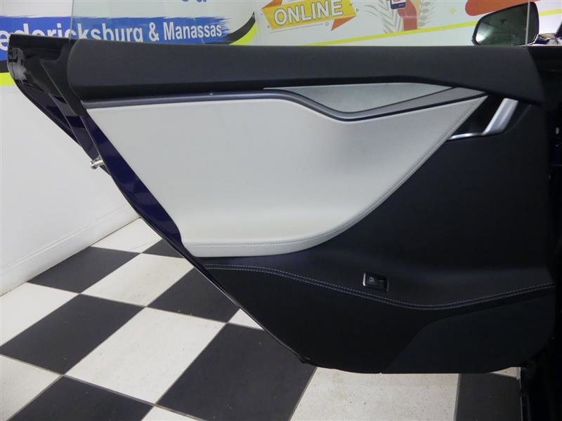 Used 2018 Tesla Model S AWD image 25