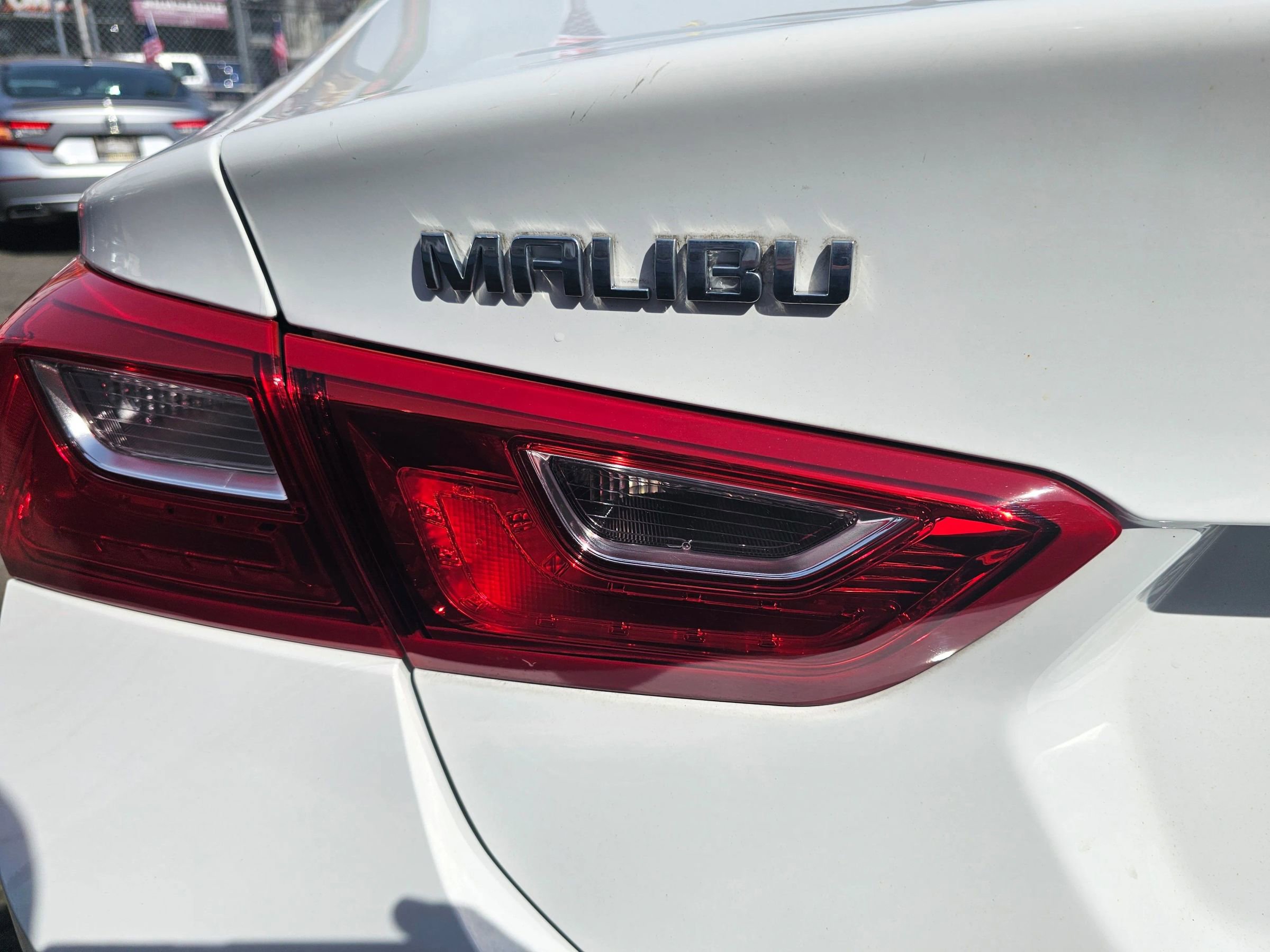 Used 2023 Chevrolet Malibu LS image 30