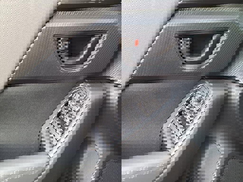 New 2026 Subaru Crosstrek 2.0i Premium image 12