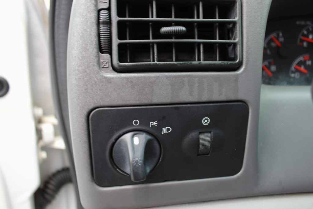 Used 2001 Ford F250 Lariat RWD image 14