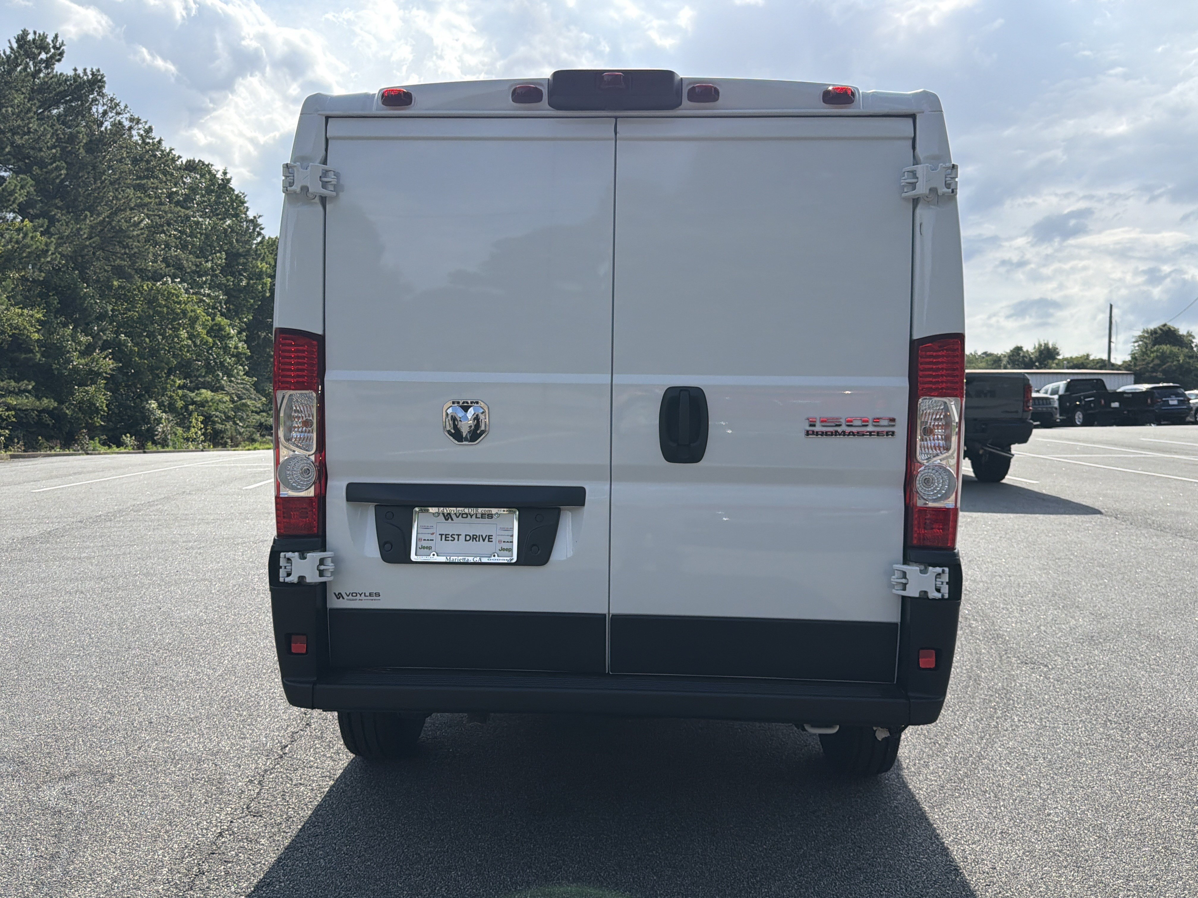 New 2026 RAM ProMaster 1500 w/ Convenience Group FWD image 7