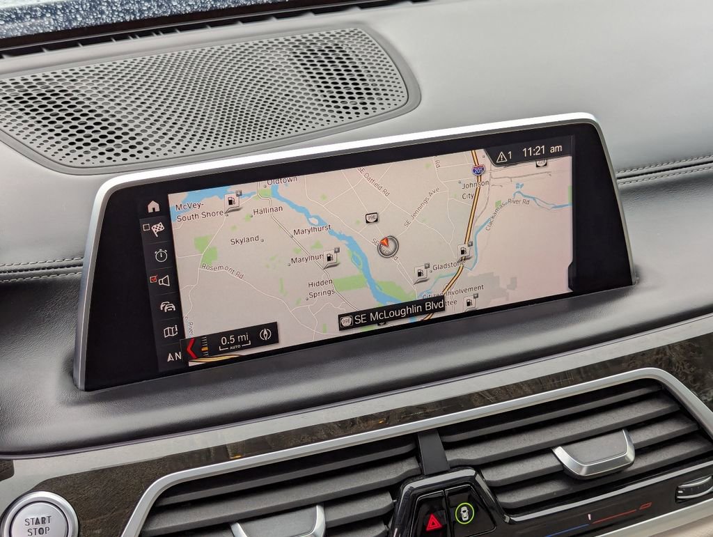 Used 2019 BMW 740i w/ Executive Package RWD image 19