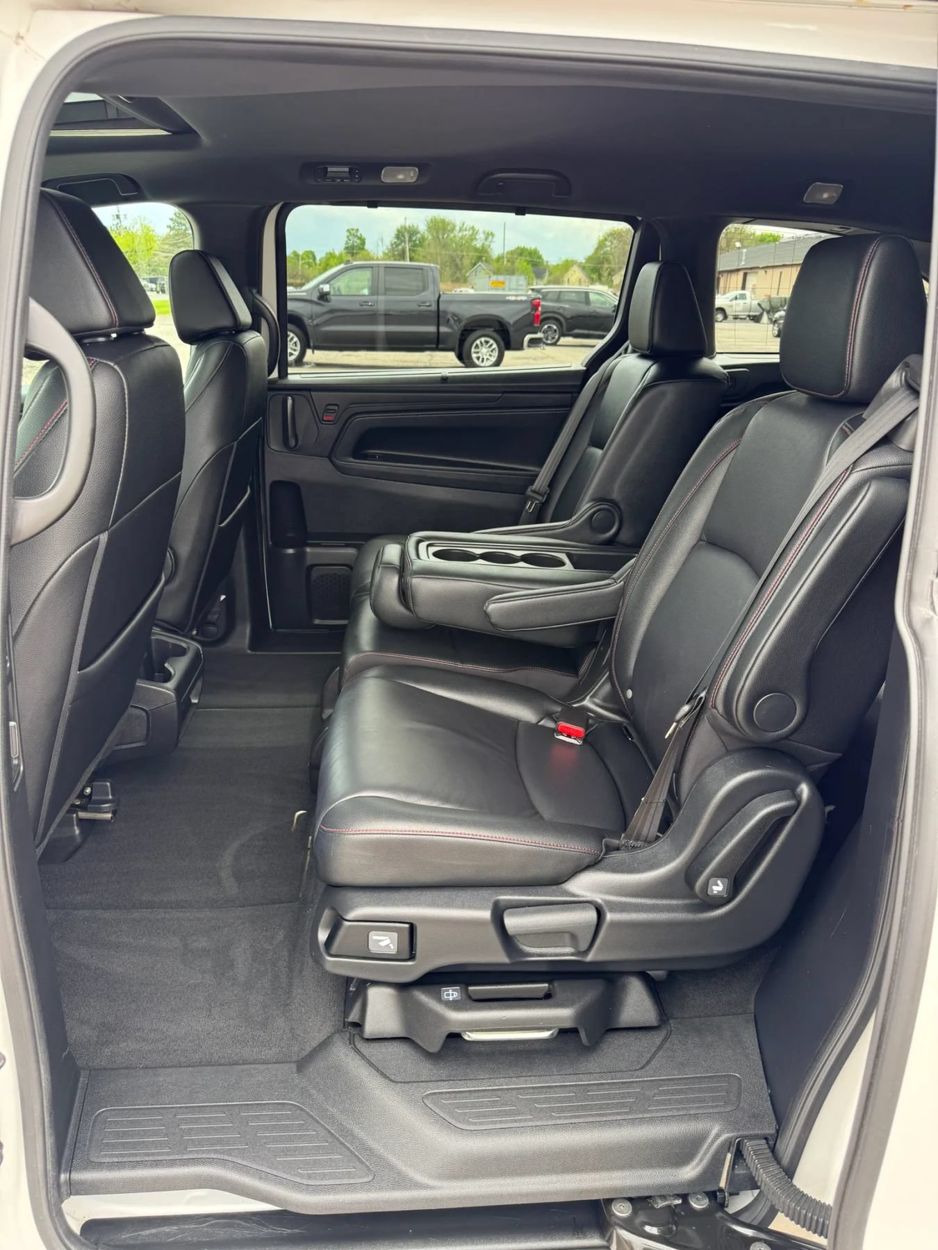 Used 2025 Honda Odyssey Sport-L image 16