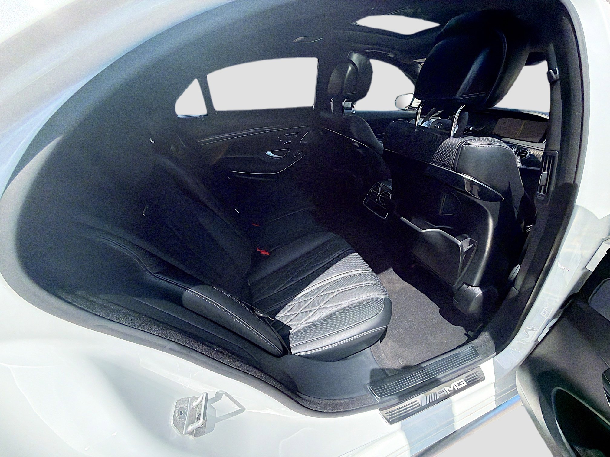 Used 2015 Mercedes-Benz S 63 AMG 4MATIC Sedan image 30