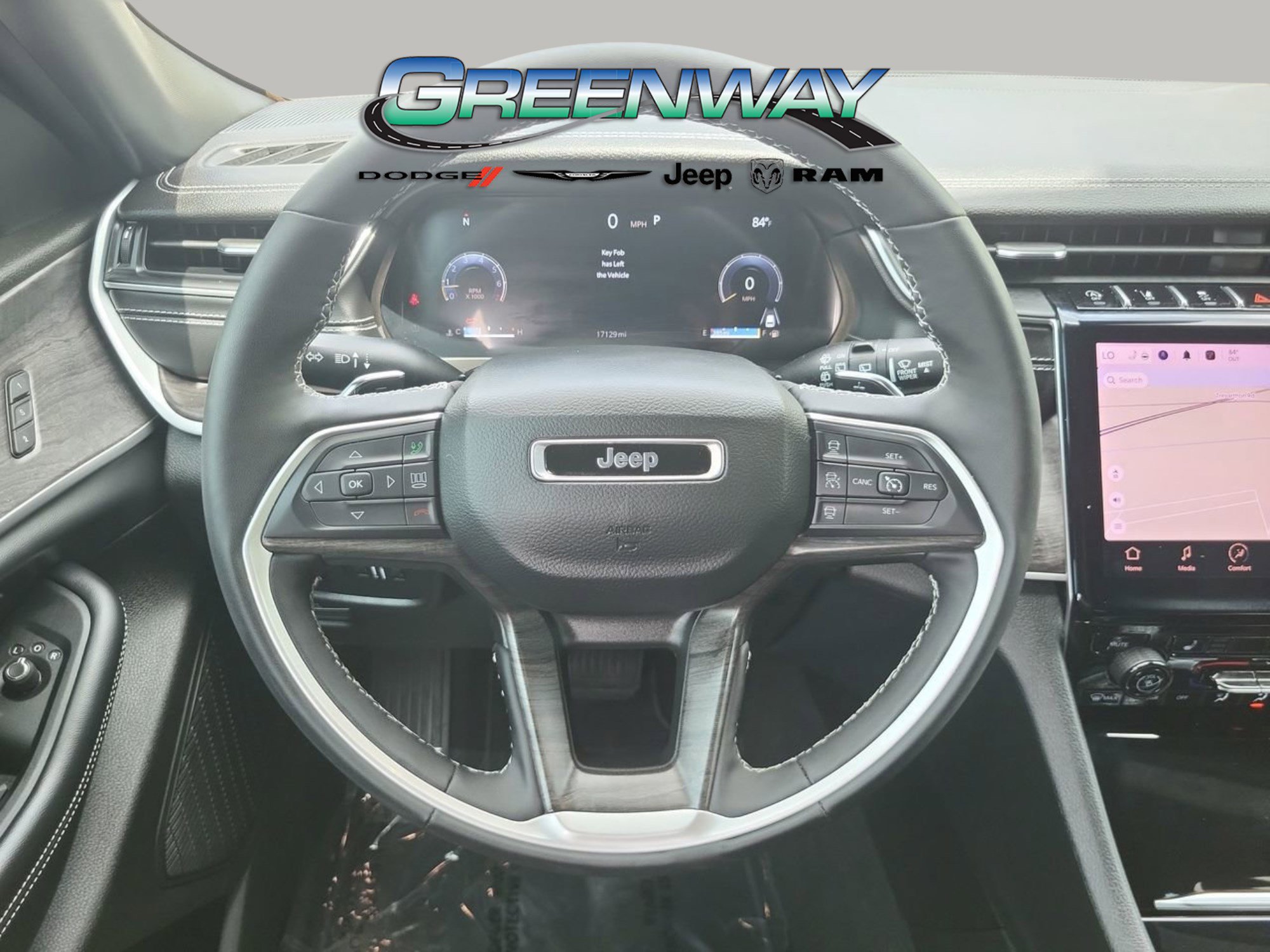 Used 2025 Jeep Grand Cherokee Limited w/ Black Appearance Package RWD image 24