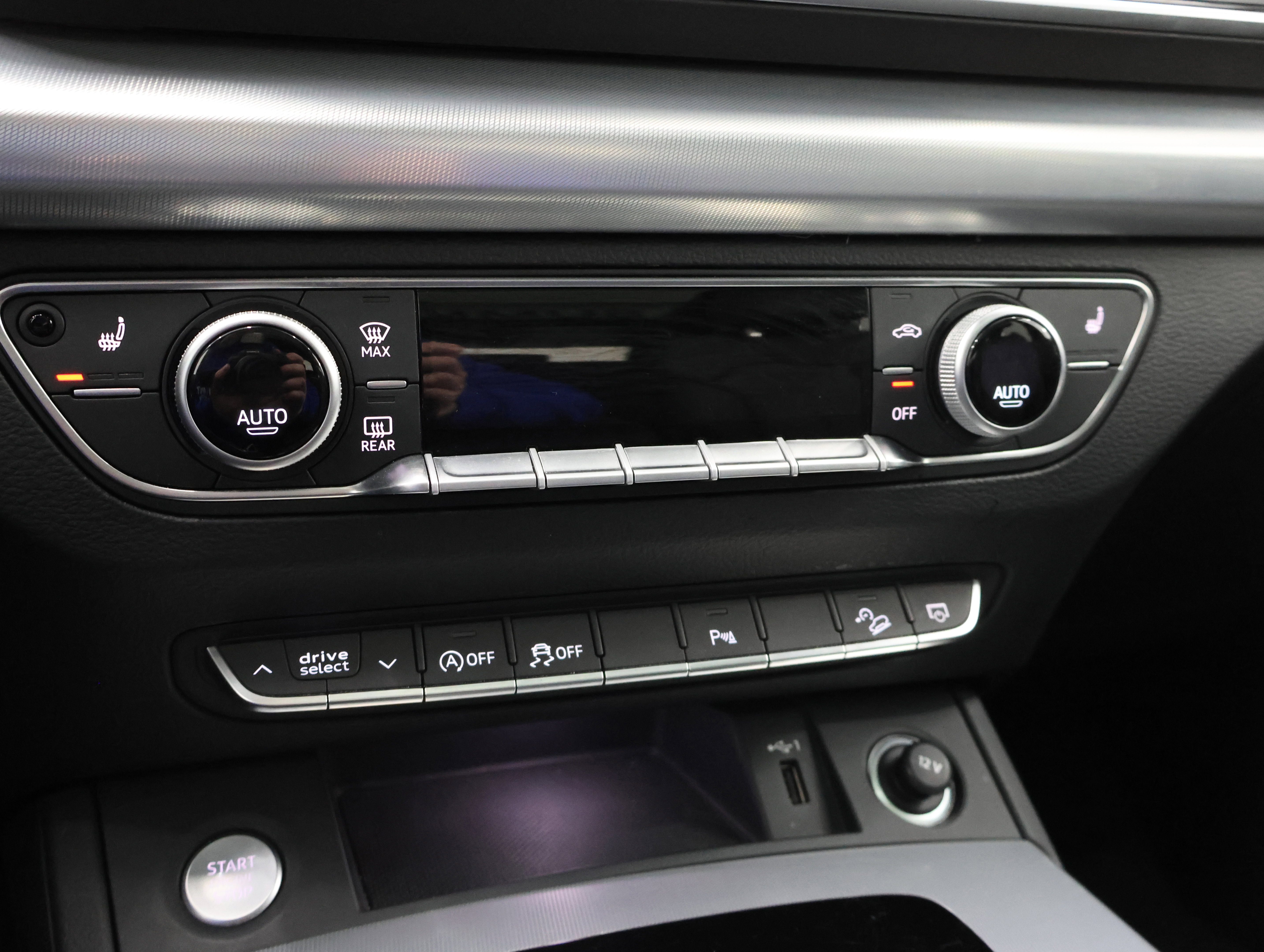 Used 2025 Audi Q5 2.0T Premium image 46